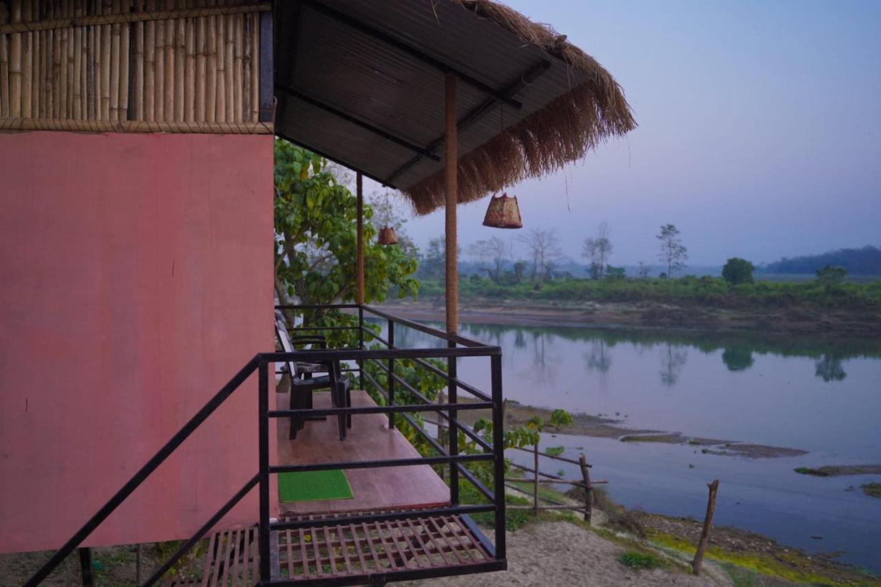 Bamby Chilling House - Feel The Nature Sauraha Εξωτερικό φωτογραφία