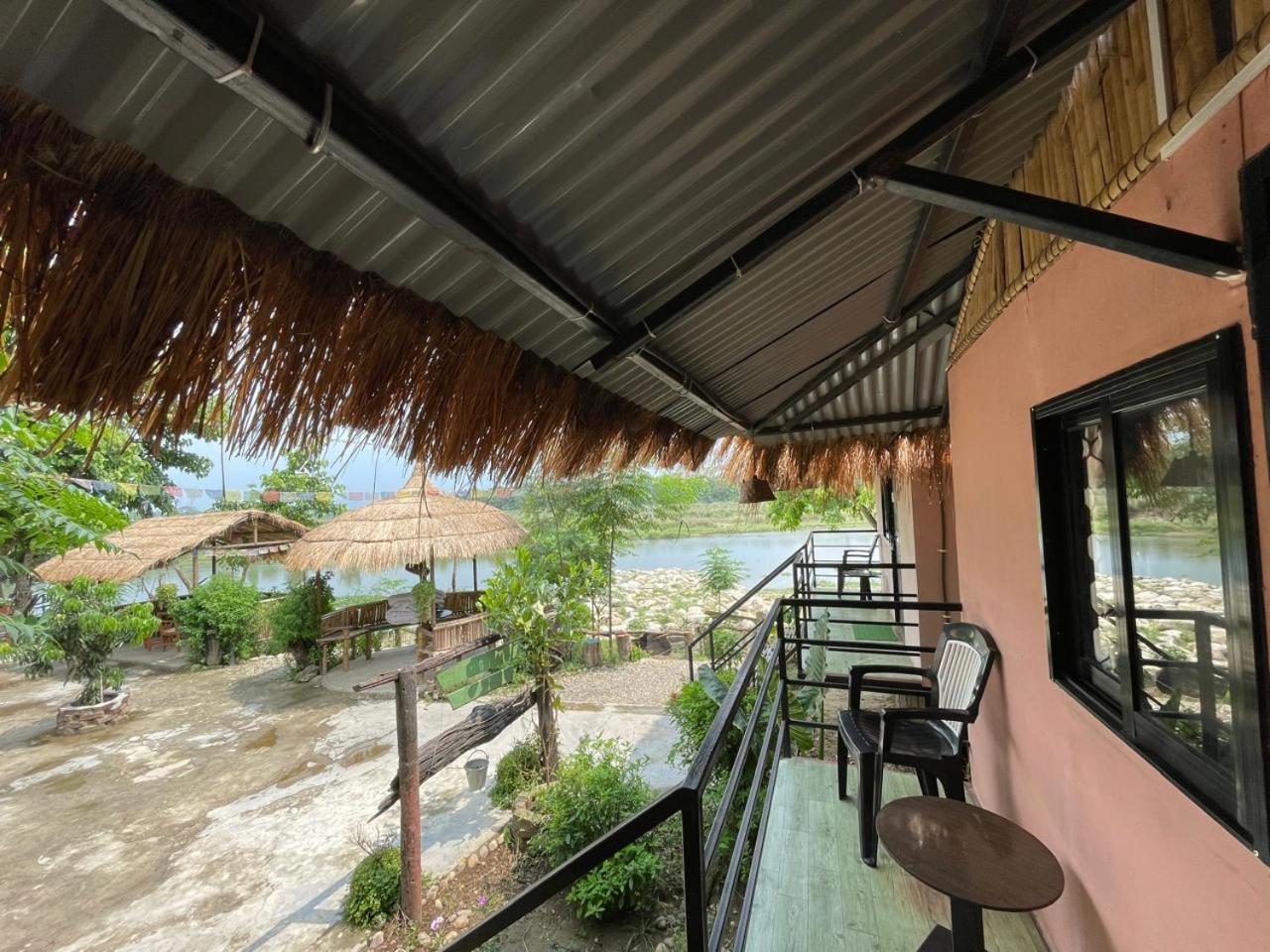 Bamby Chilling House - Feel The Nature Sauraha Εξωτερικό φωτογραφία